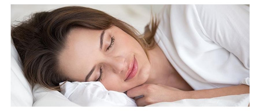 5 Sleep Essentials to Support Mature Skin